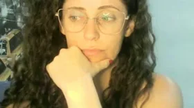 Camil camgirl live amateur webcam