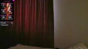 Moonie camgirl live amateur webcam