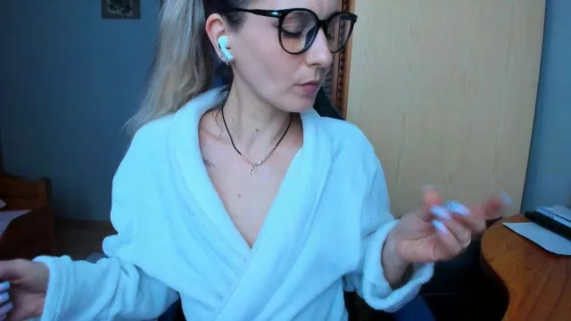 YourHelena camgirl live amateur webcam