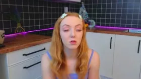 loonamoon camgirl live amateur webcam