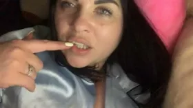 VikiBrownX camgirl live amateur webcam
