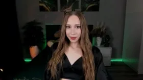 AlexaHarmon camgirl live amateur webcam