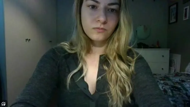 sweetxRosie camgirl live amateur webcam