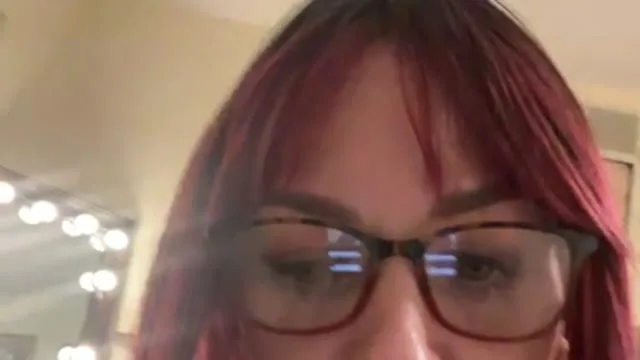Cumandcam camgirl live amateur webcam
