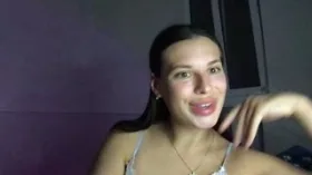SmokyVeil camgirl live amateur webcam