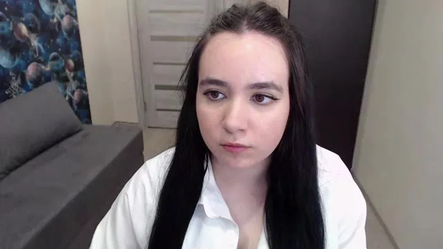 MoniBrownie camgirl live amateur webcam