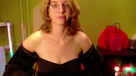 lovePenny camgirl live amateur webcam