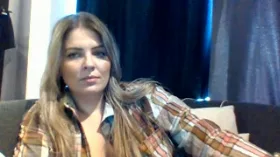 SterreZxx camgirl live amateur webcam