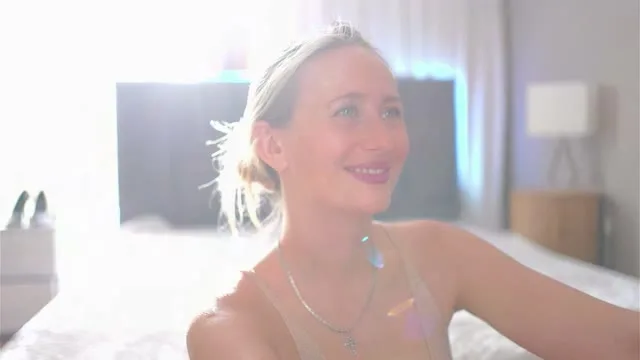 CosmoVi camgirl live amateur webcam
