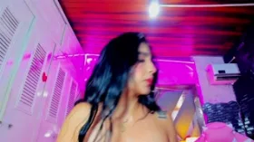 ScarletReyes camgirl live amateur webcam