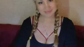 TynaTyna camgirl live amateur webcam