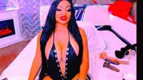 Lamyr camgirl live amateur webcam