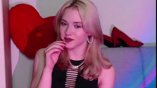 EvaFoxxxy camgirl live amateur webcam