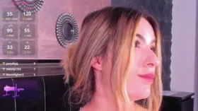 Lauryn camgirl live amateur webcam