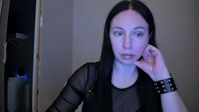 MiaDaisy camgirl live amateur webcam