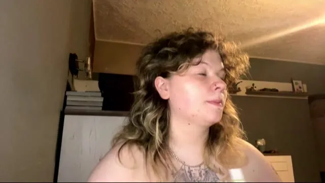 AlinaDirty camgirl live amateur webcam