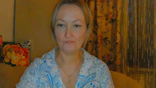 Anitaanna camgirl live amateur webcam