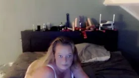 Roxanna1989 camgirl live amateur webcam