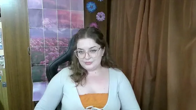 SnowFlower camgirl live amateur webcam