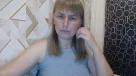 Elara camgirl live amateur webcam