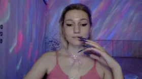 SilkFantasy camgirl live amateur webcam
