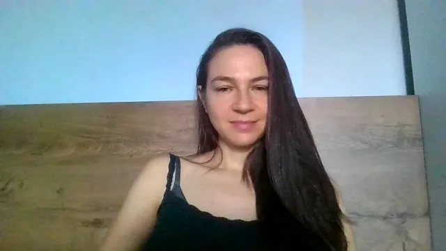 Scarlet camgirl live amateur webcam