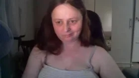 TaylorLovely camgirl live amateur webcam