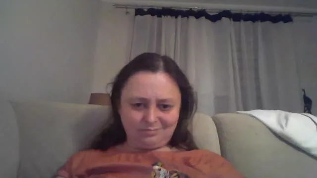 TaylorLovely camgirl live amateur webcam
