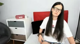 NadiaWomen camgirl live amateur webcam
