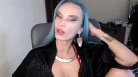 IriskaWild camgirl live amateur webcam