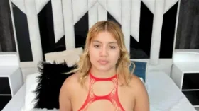 ValentinaSky camgirl live amateur webcam
