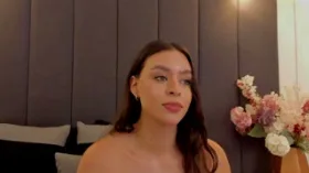 HannaEvans camgirl live amateur webcam