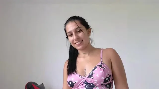 TammyAndrade camgirl live amateur webcam