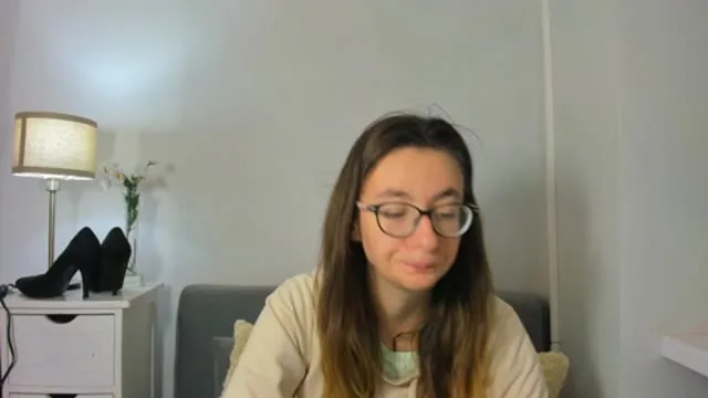 AnnaHotty camgirl live amateur webcam