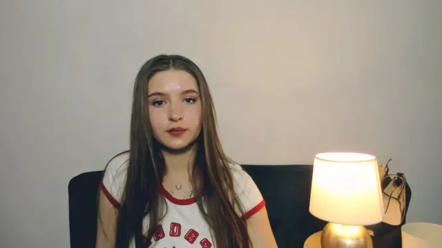 MargaretHot camgirl live amateur webcam