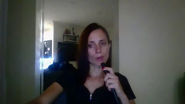 MilediElla camgirl live amateur webcam