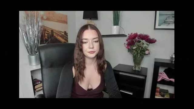 KiaraTease camgirl live amateur webcam