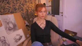 Camgirl NicolMoon online - live webcam chat