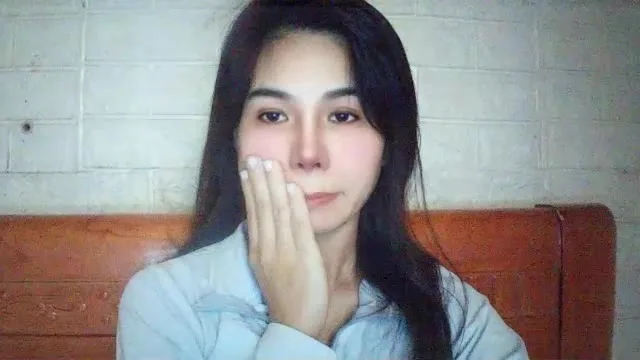 LuckyVN camgirl live amateur webcam