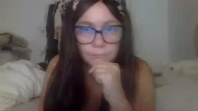 Elaralea camgirl live amateur webcam
