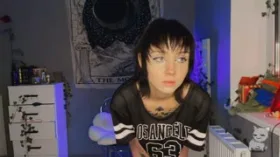 Camgirl lilvamp online - live webcam chat