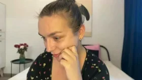 Luckyforyou camgirl live amateur webcam