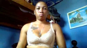 LinahFun camgirl live amateur webcam