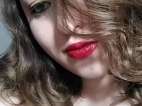 SexyXCaty camgirl live amateur webcam