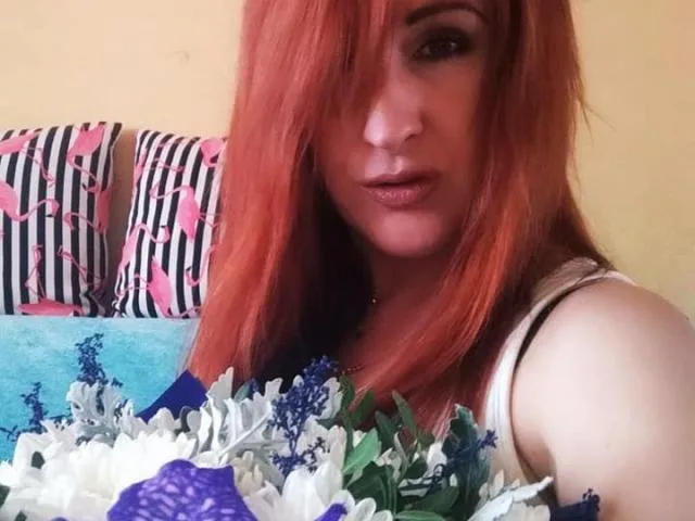 ASkarletA camgirl live amateur webcam