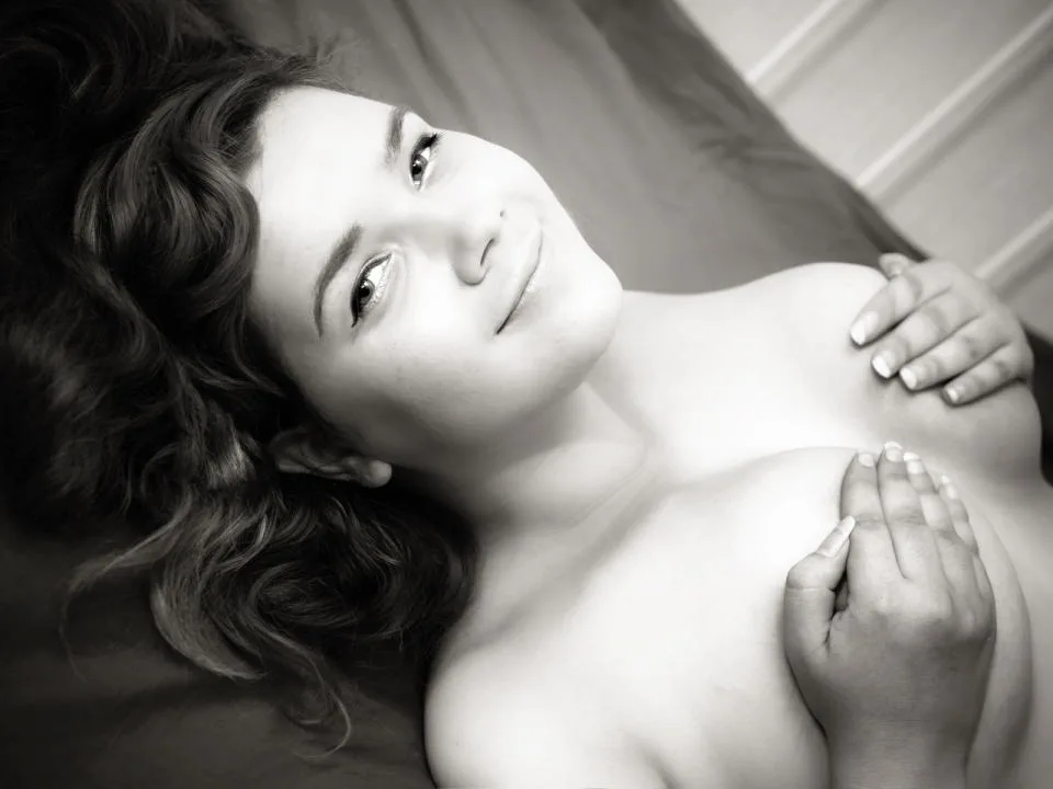 PlumPie camgirl live amateur webcam