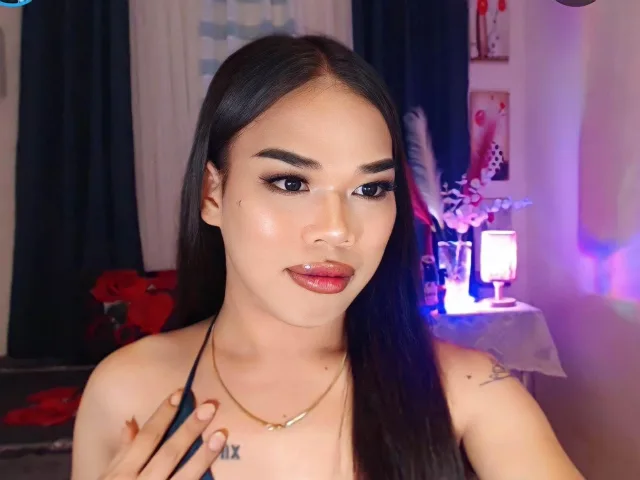 YvonneStastica camgirl live amateur webcam