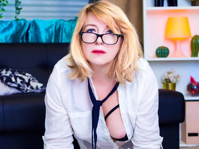 SamanthaLala camgirl live amateur webcam