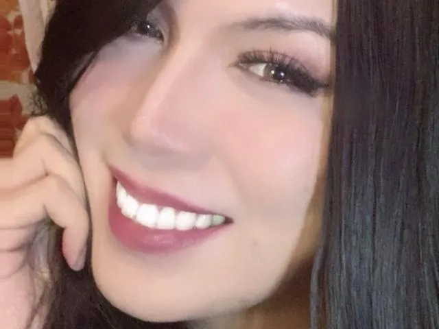 TheHumanDoll camgirl live amateur webcam