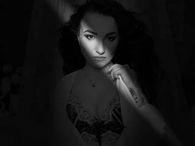VivianArwen camgirl live amateur webcam